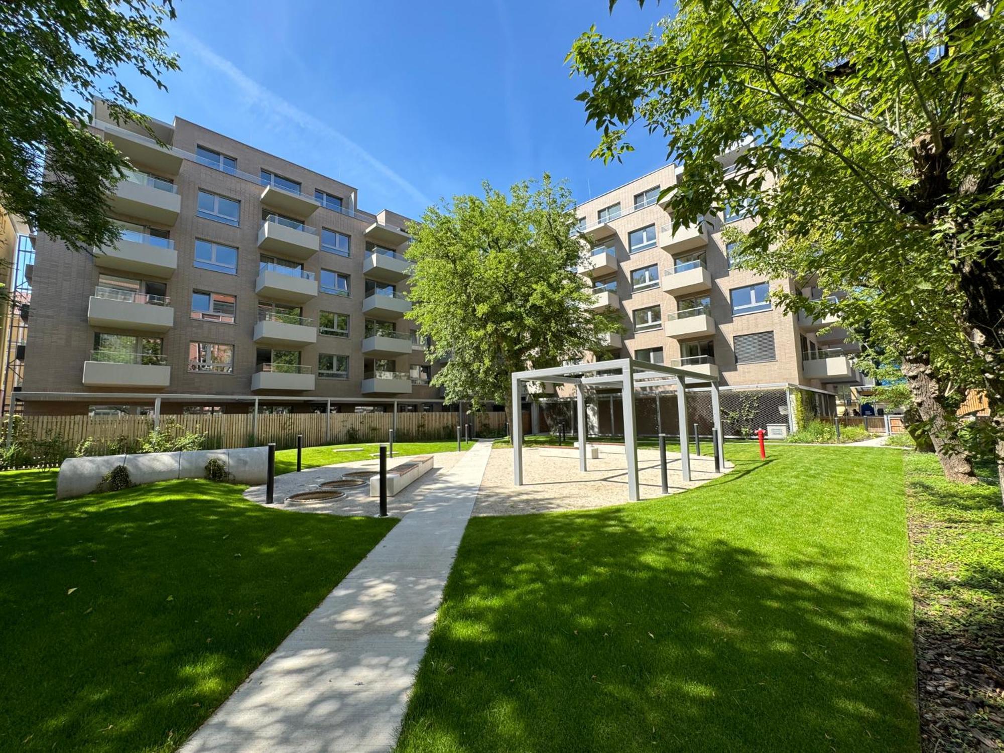 Aurora Apartments Bratislava Exteriör bild